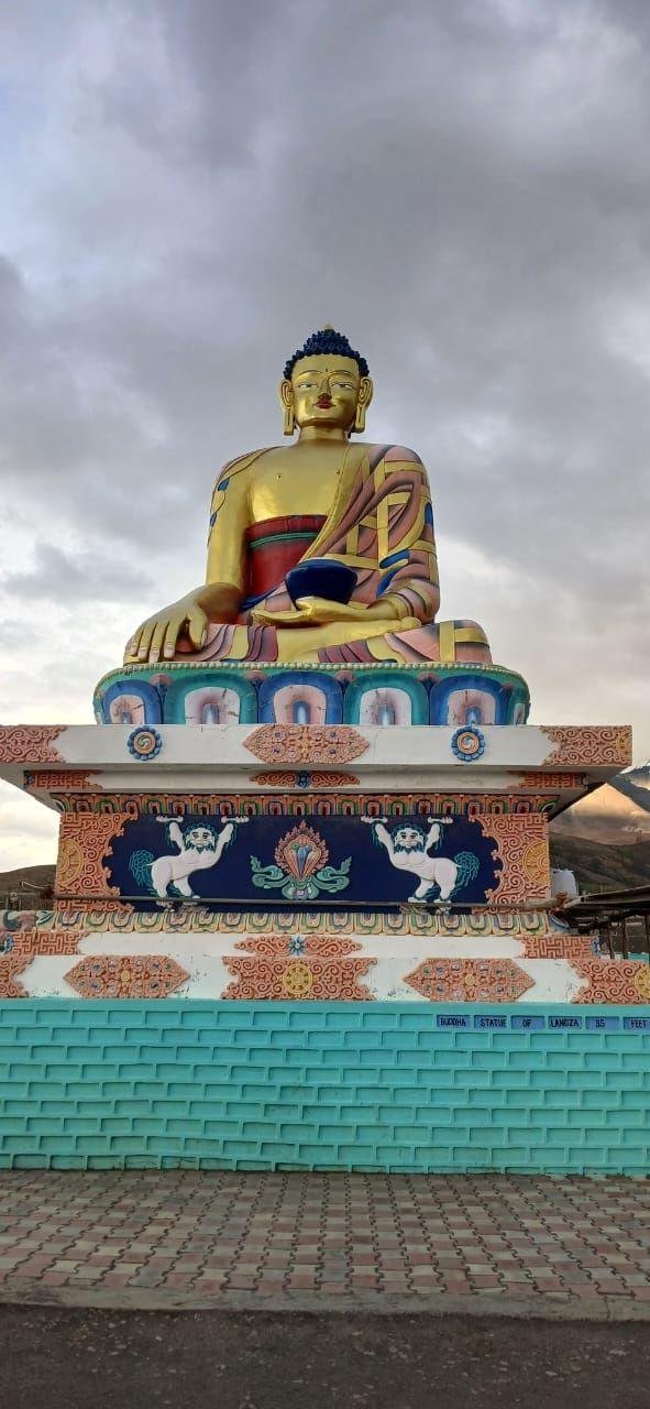 Golden Buddha, Kaza