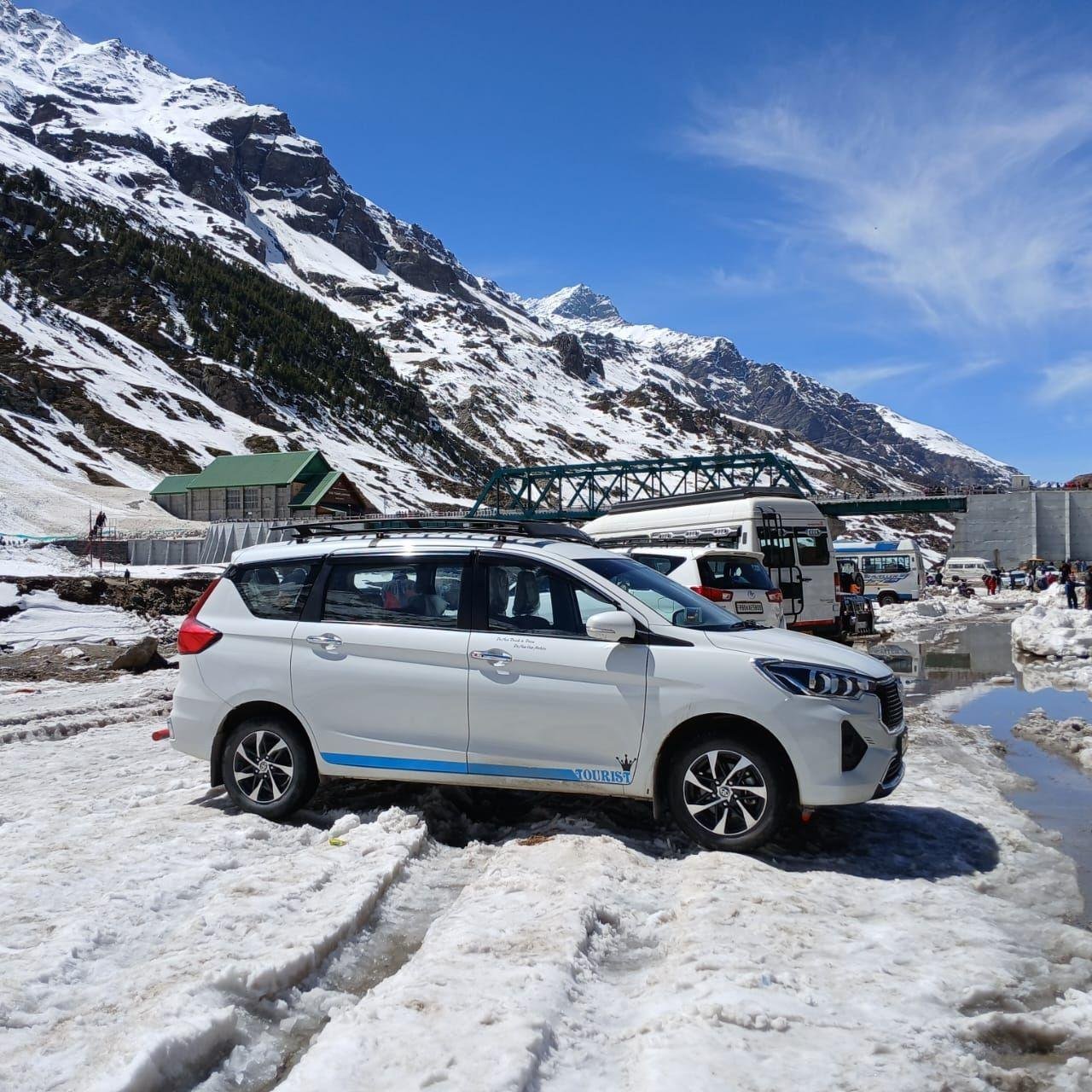 Fresh snow on the Rohtang side